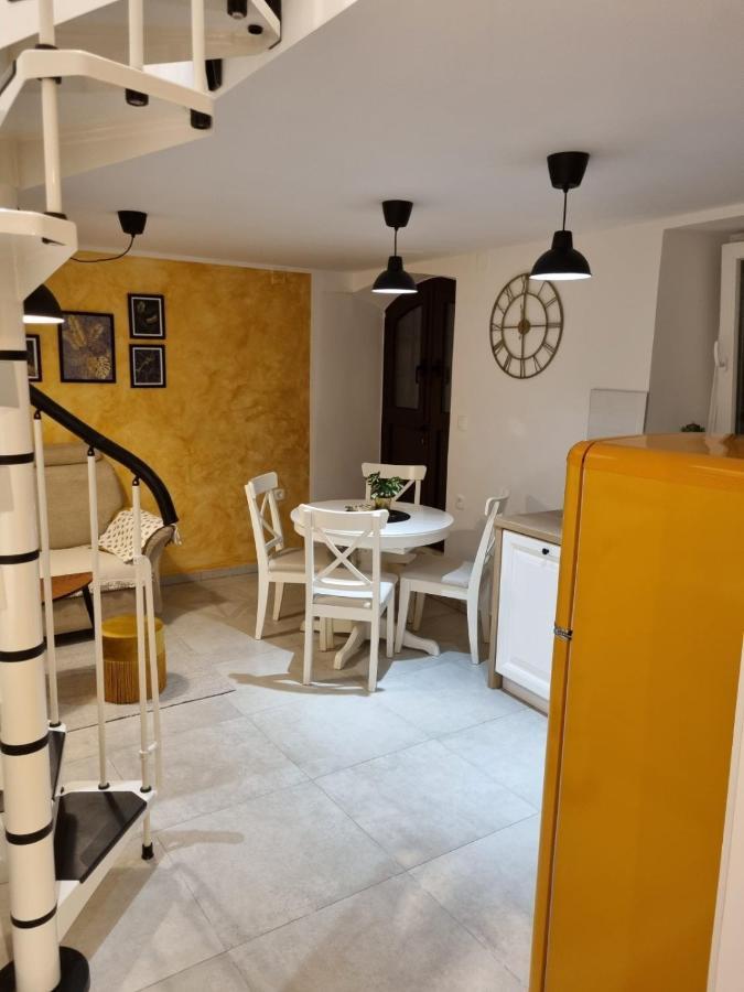 Apartament Apartman Ivano Cres Zewnętrze zdjęcie
